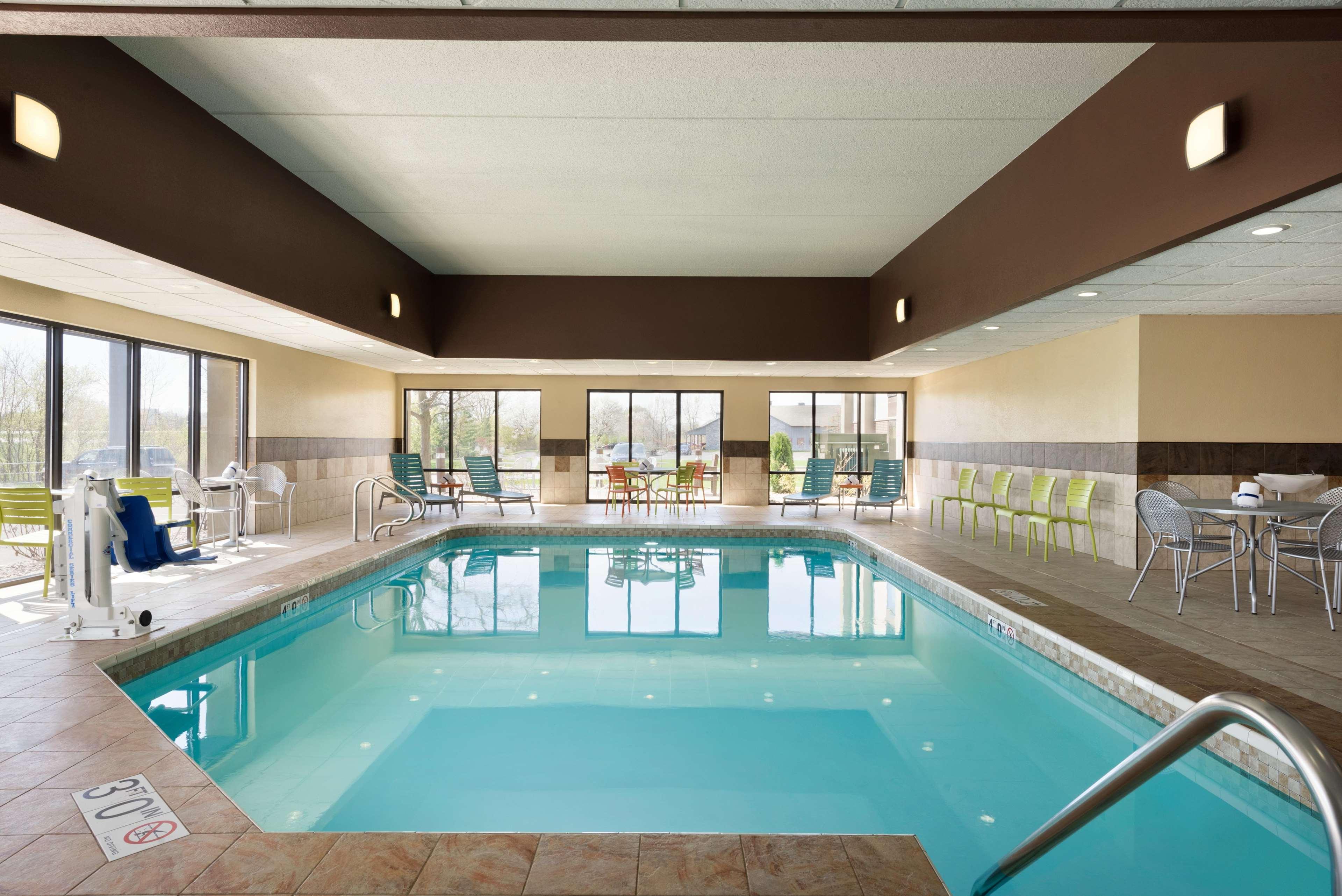 Hampton Inn Appleton-Fox River Mall Area מראה חיצוני תמונה
