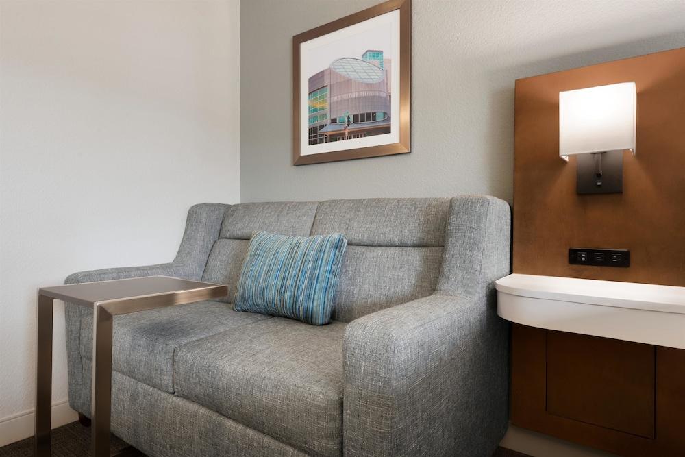 Hampton Inn Appleton-Fox River Mall Area מראה חיצוני תמונה