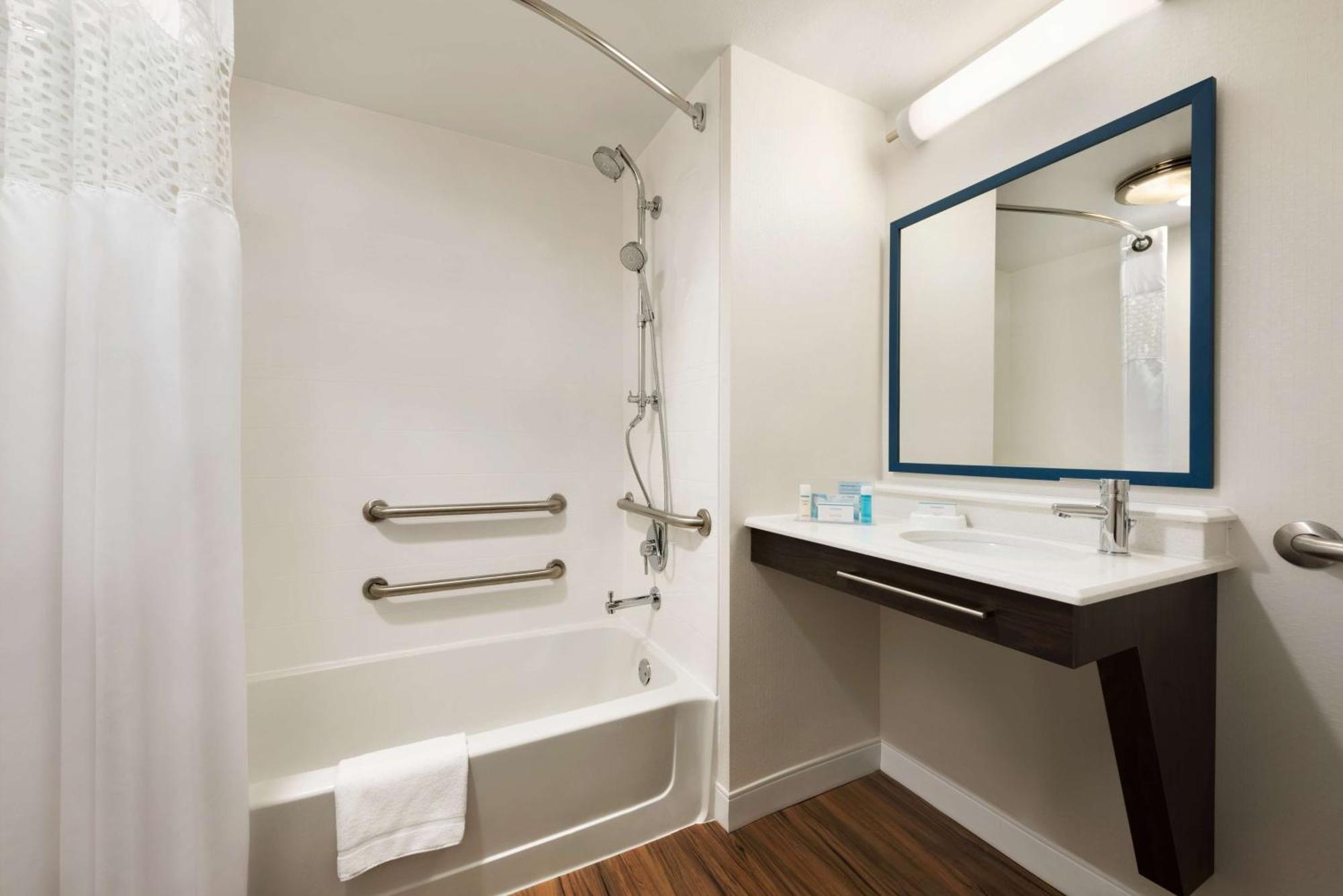 Hampton Inn Appleton-Fox River Mall Area מראה חיצוני תמונה