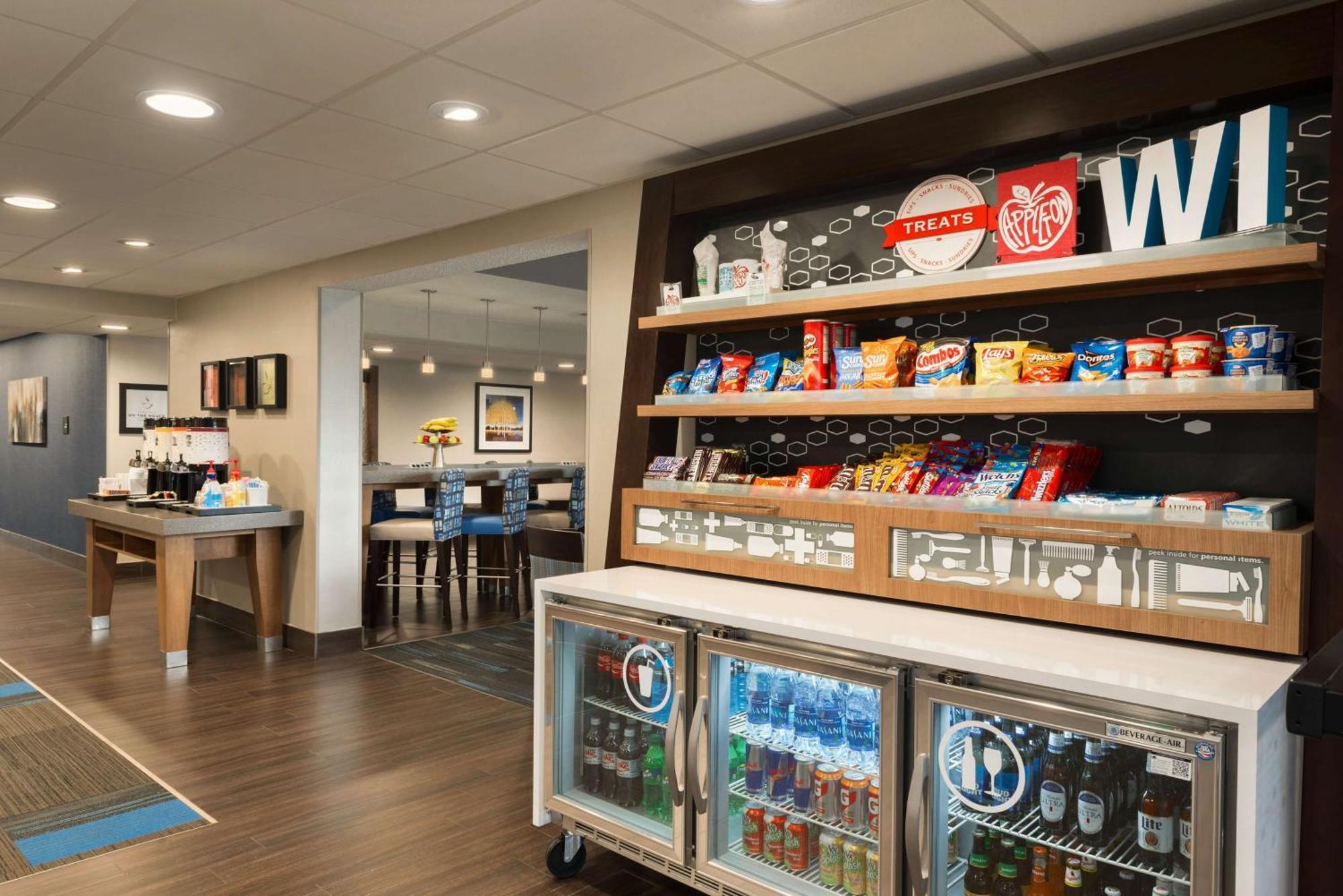 Hampton Inn Appleton-Fox River Mall Area מראה חיצוני תמונה