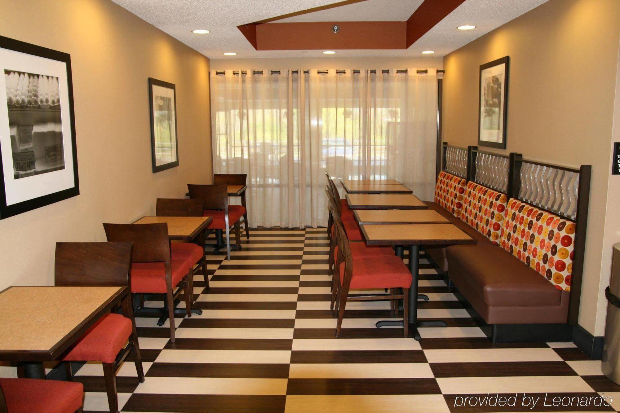 Hampton Inn Appleton-Fox River Mall Area מראה חיצוני תמונה