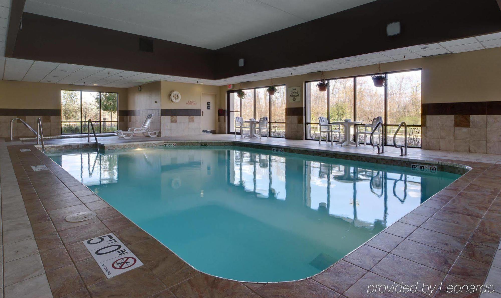 Hampton Inn Appleton-Fox River Mall Area מתקנים תמונה